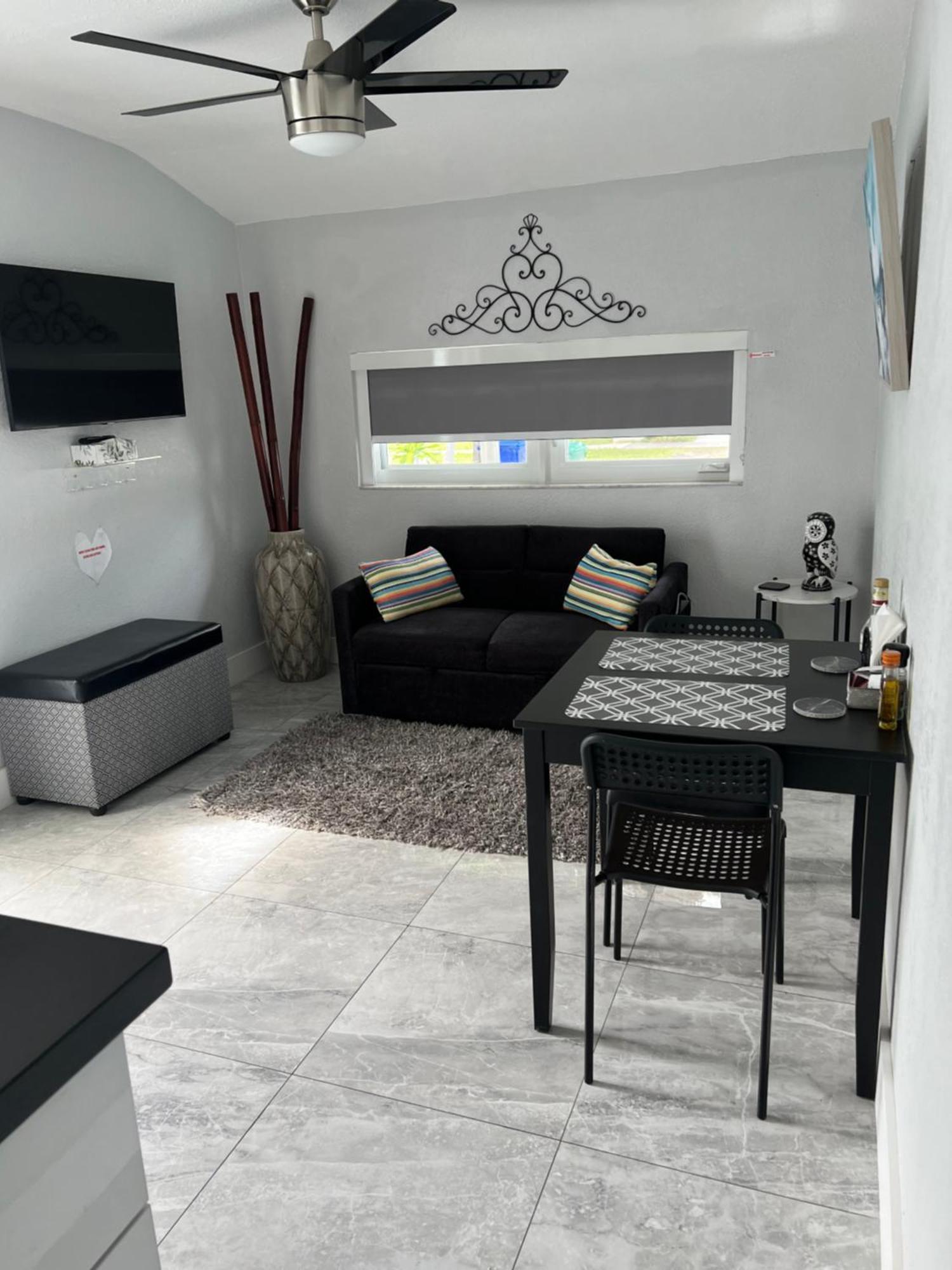 Little Gables Studio-Your Miami Escape-10Min Airport Kültér fotó
