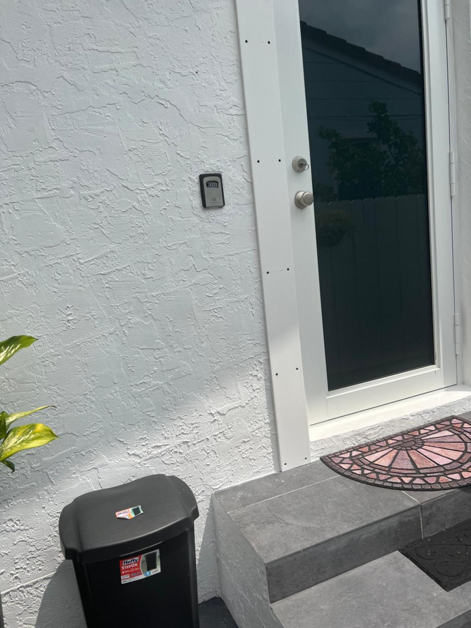 Little Gables Studio-Your Miami Escape-10Min Airport Kültér fotó